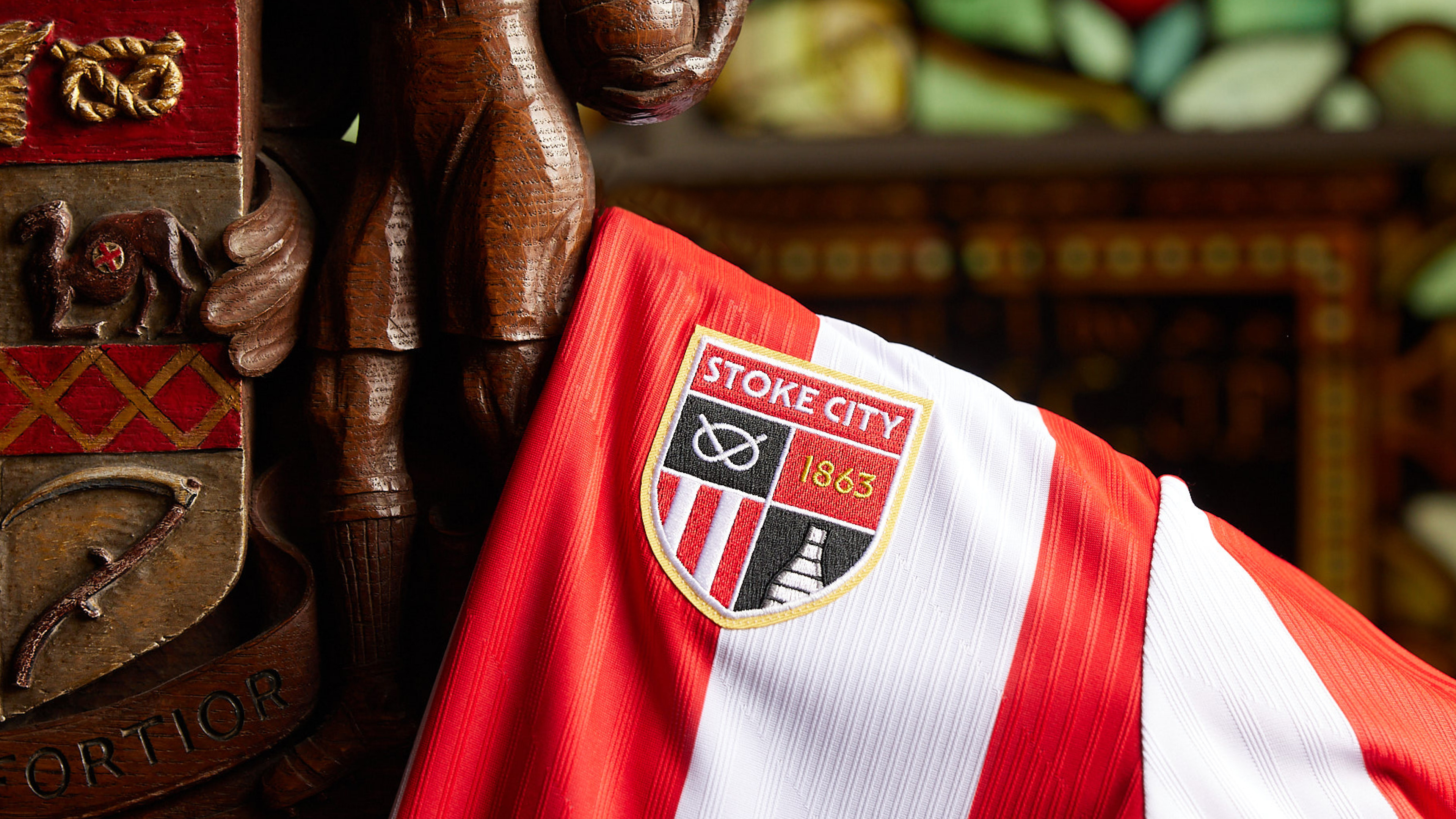 21367 DC Stoke Crest 1920X10807